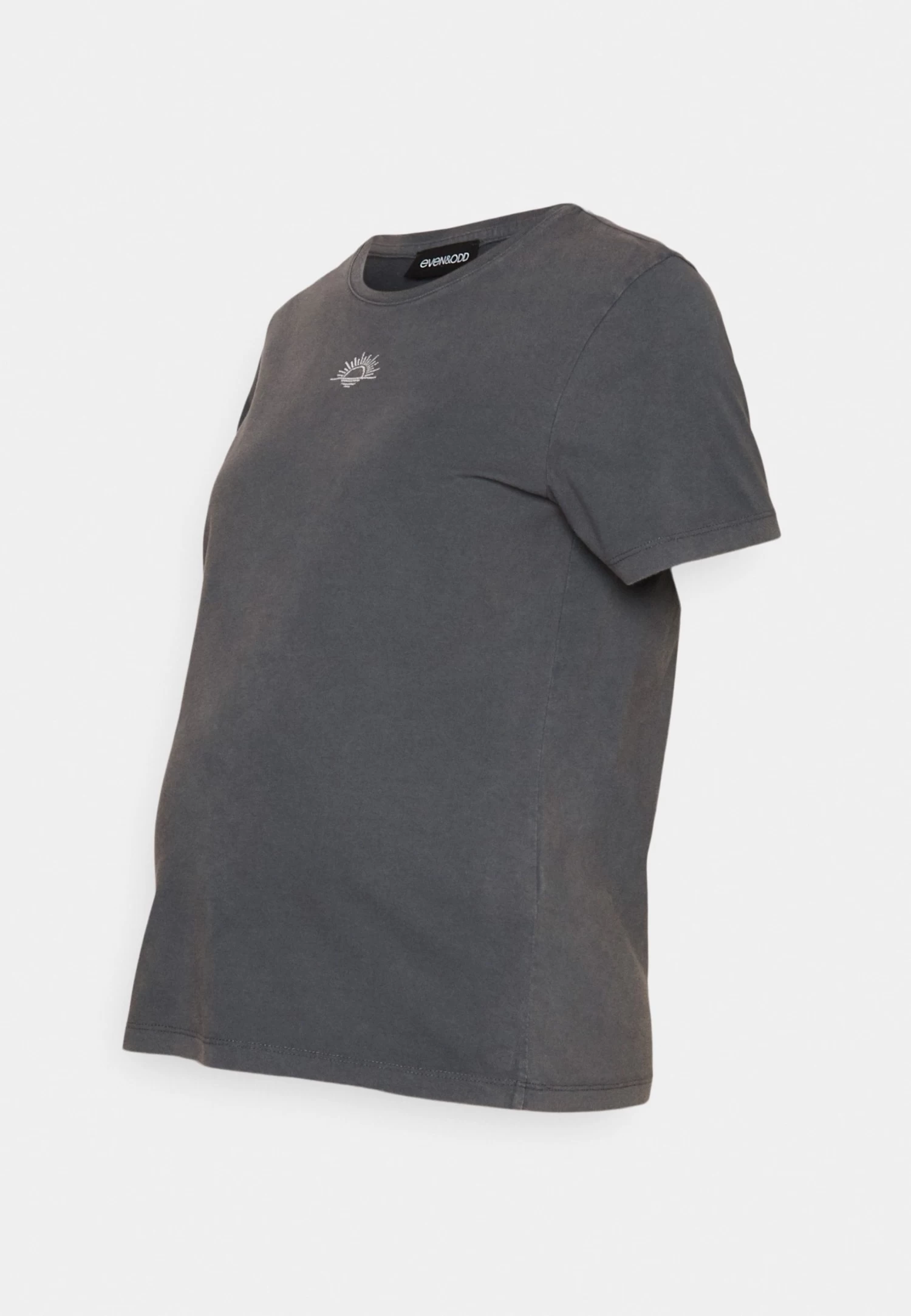 Basic T-Shirt - Black 1 Basic T-Shirt - Black