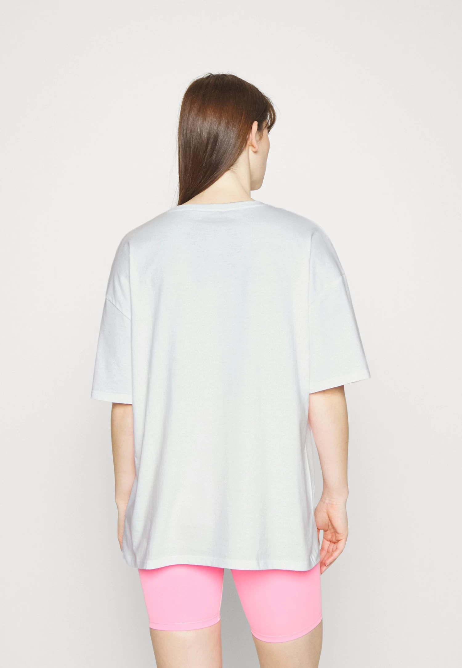 Oversized - Print T-Shirt - White 3 Oversized - Print T-Shirt - White - Image 3