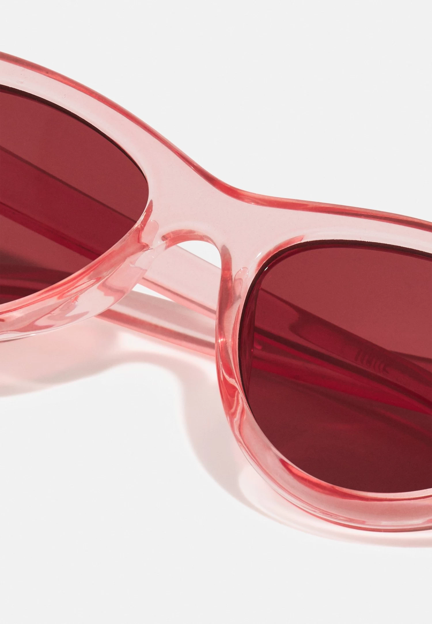 Even&Odd Sunglasses - Pink 4 Even&Odd Sunglasses - Pink - Image 4