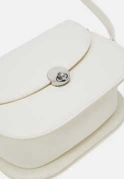 Even&Odd Across Body Bag - Off-White -Even&Odd 1e020ef65855481f96ccfc74e284ef14