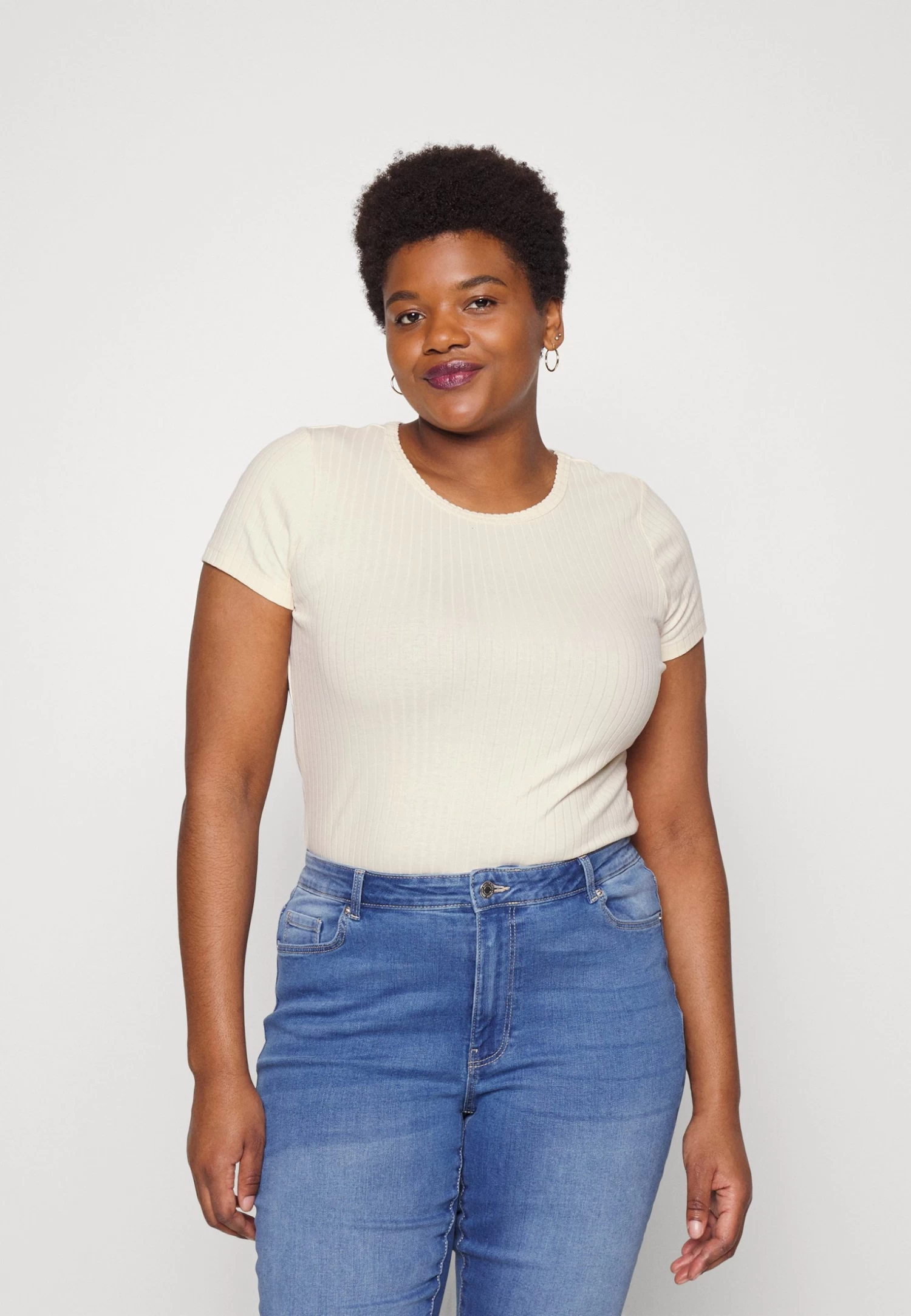 2 Pack - Basic T-Shirt - Dark Brown/Off-White 2 2 Pack - Basic T-Shirt - Dark Brown/Off-White - Image 2