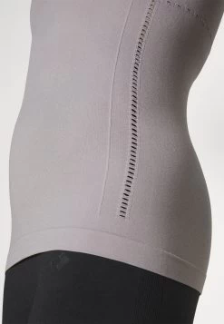 Top - Grey 11 Top - Grey -Even&Odd 2c9ad271038f4c92869a784c1d53cc16