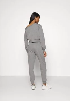 Even&Odd Off Shoulder&Jogger Set - Tracksuit Bottoms -Even&Odd 36c41b8f7f2d4d87a7288a52efe8a6bf