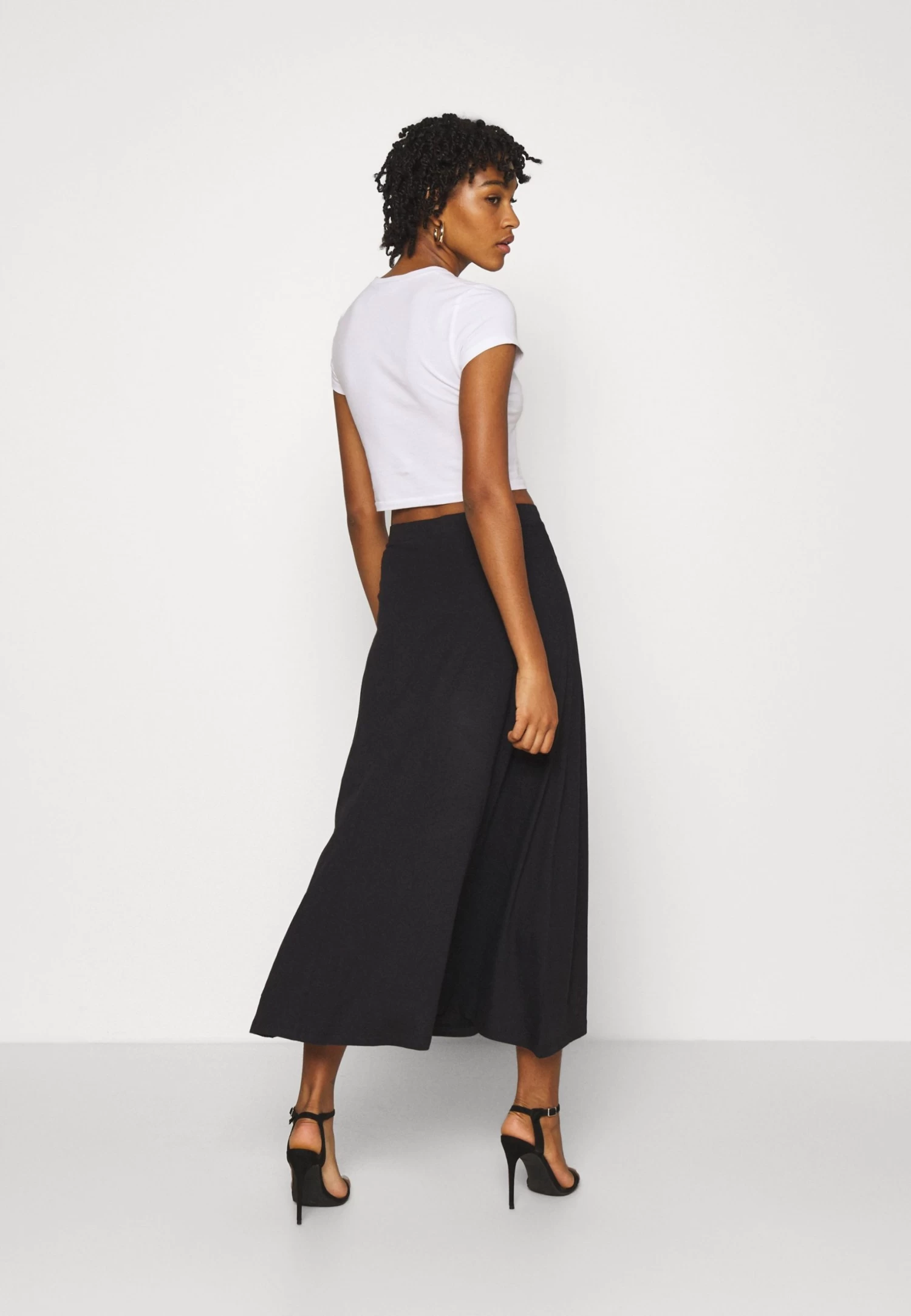 Even&Odd Basic Maxi Skirt - A-Line Skirt - Black 3 Even&Odd Basic Maxi Skirt - A-Line Skirt - Black - Image 3