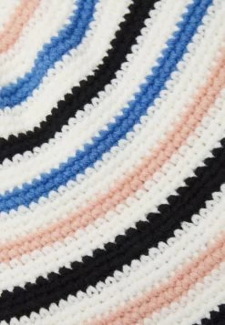 Even&Odd Hat - White/Black/Blue 7 Even&Odd Hat - White/Black/Blue -Even&Odd 47984f40344d40089e45e29acef4795f