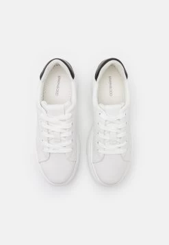 Even&Odd Trainers - White/Black -Even&Odd 486df8b7a91d40829f01a17c555338df