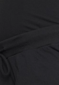 Shorts - Black - Mottled Grey 9 Shorts - Black - Mottled Grey -Even&Odd 5bf49599104a4aefbd2193d0b0924e00