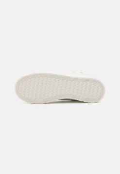 Even&Odd High-Top Trainers - White -Even&Odd 5c0c8d9cf35140689f63a1d09ff63ed5
