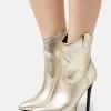 Even&Odd Classic Ankle Boots - Gold