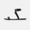 Even&Odd Sandals - Black