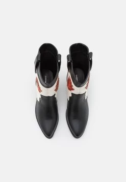 Even&Odd Cowboy/Biker Ankle Boot - Cowboy/Biker Ankle Boot 11 Even&Odd Cowboy/Biker Ankle Boot - Cowboy/Biker Ankle Boot -Even&Odd 6bf7ba13edf346b48787c528e8036a11