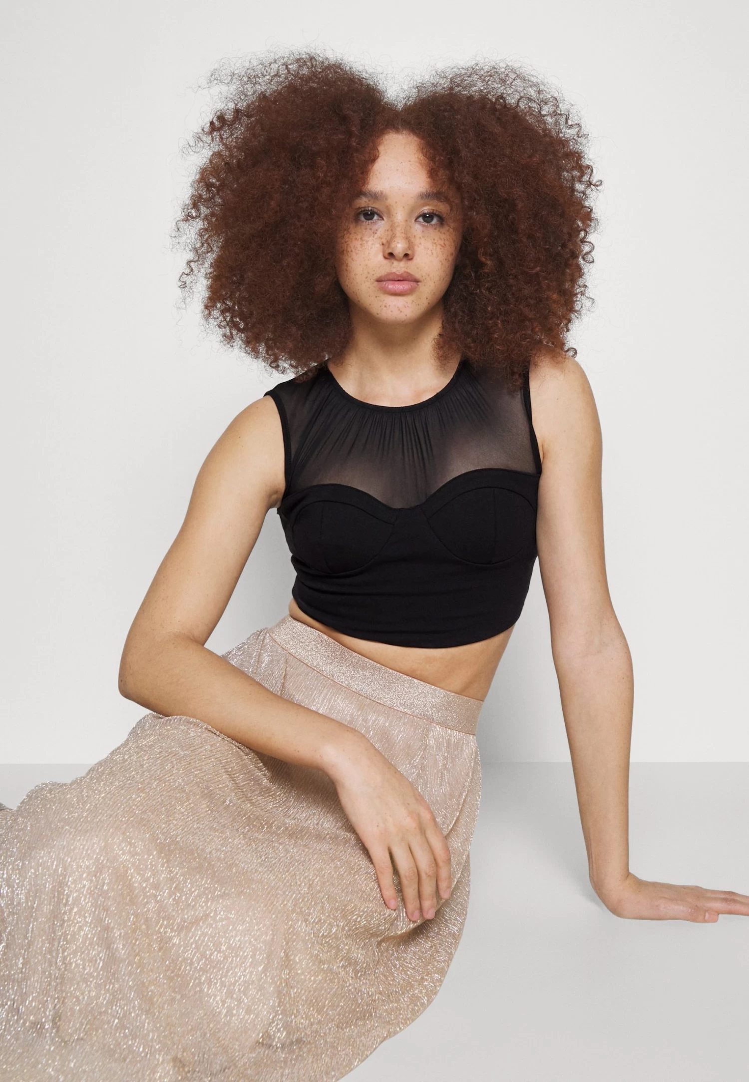 Even&Odd Top - Black 4 Even&Odd Top - Black - Image 4