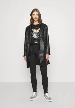 Even&Odd Hattie Moon And Butterly Tee - Print T-Shirt - Black -Even&Odd 88526c7c600b456ab978a9e97e400f79