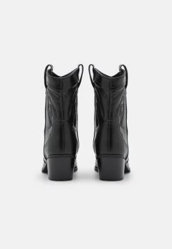 Even&Odd Cowboy/Biker Ankle Boot - Black -Even&Odd 96771f19d996457bafa9eb18634d88cf