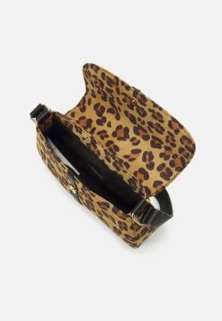 Even&Odd Handbag - Brown -Even&Odd 9e237889b9fb47d0bf9aa4d5df232bec