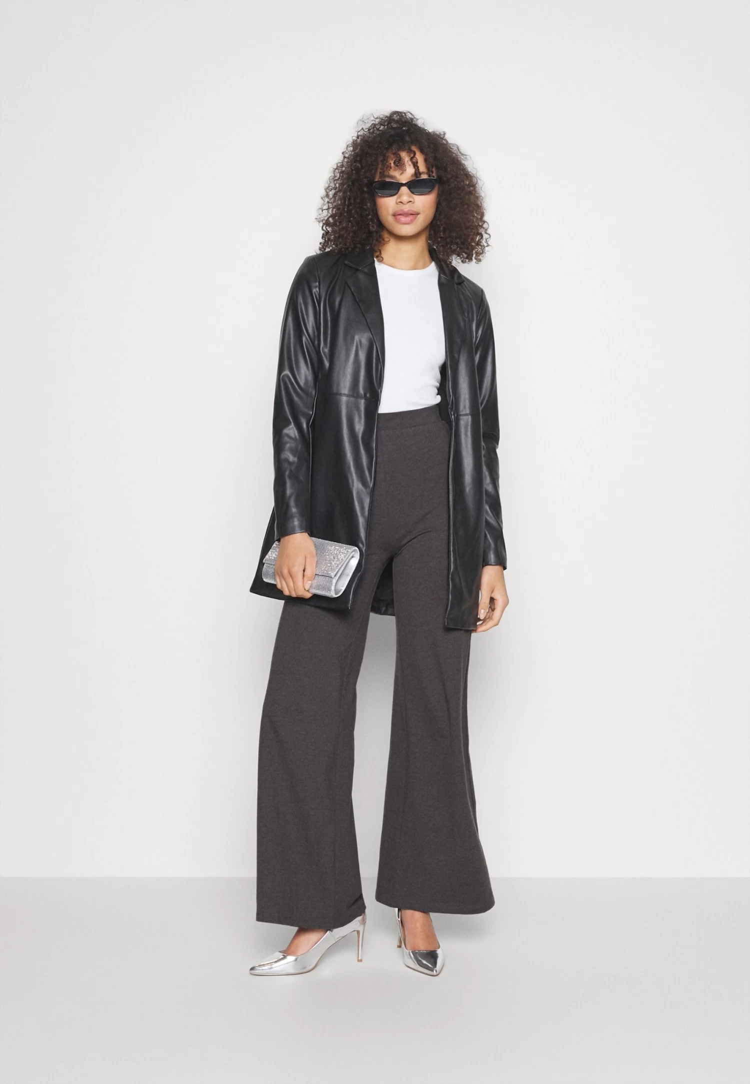 Trousers - Dark Grey 2 Trousers - Dark Grey - Image 2