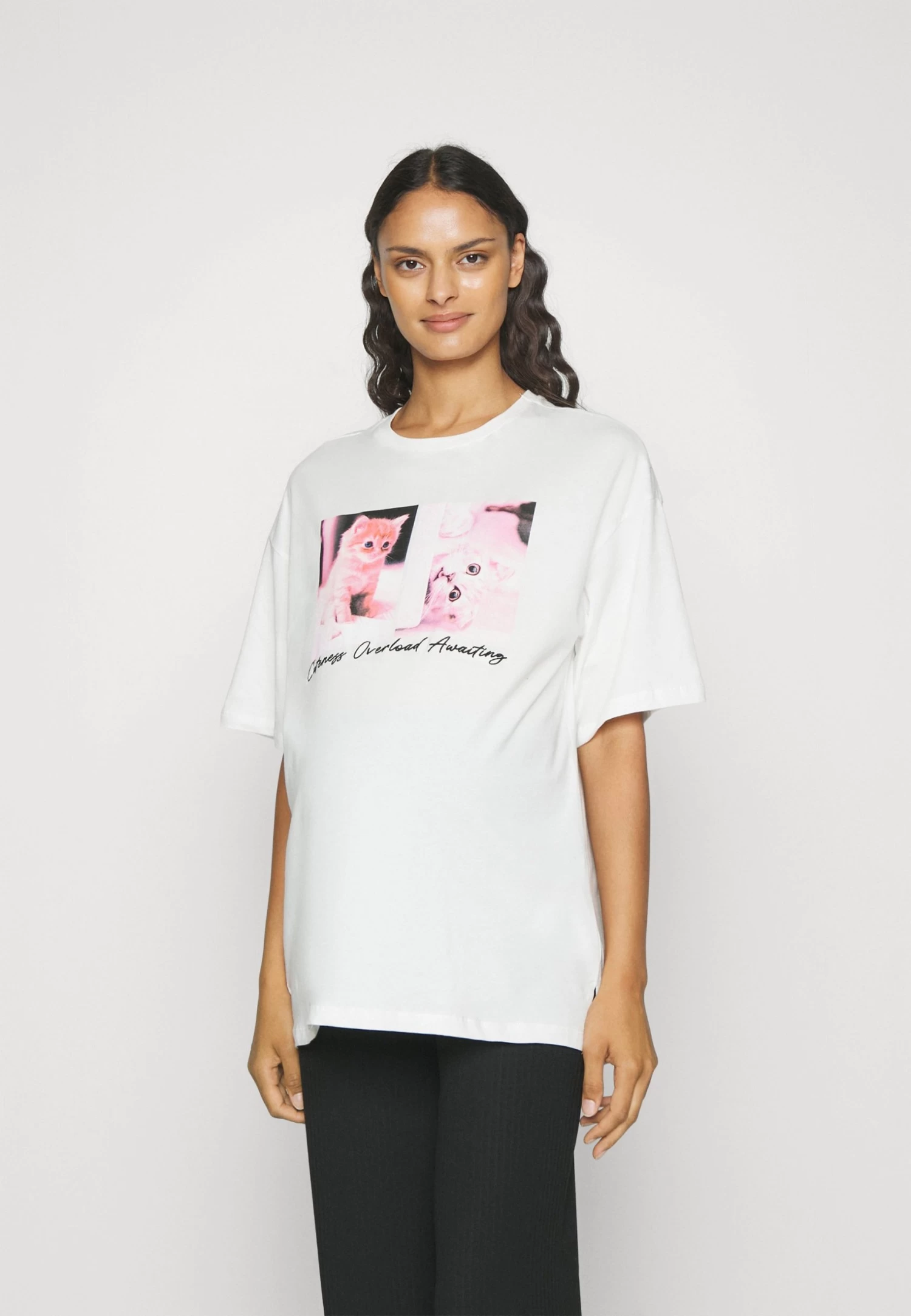 Print T-Shirt - Off-White 1 Print T-Shirt - Off-White