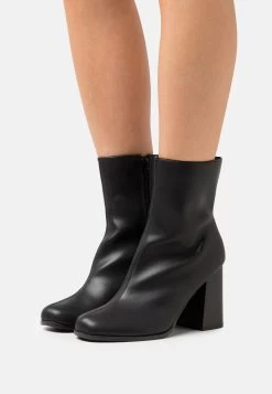 High Heeled Ankle Boots - High Heeled Ankle Boots