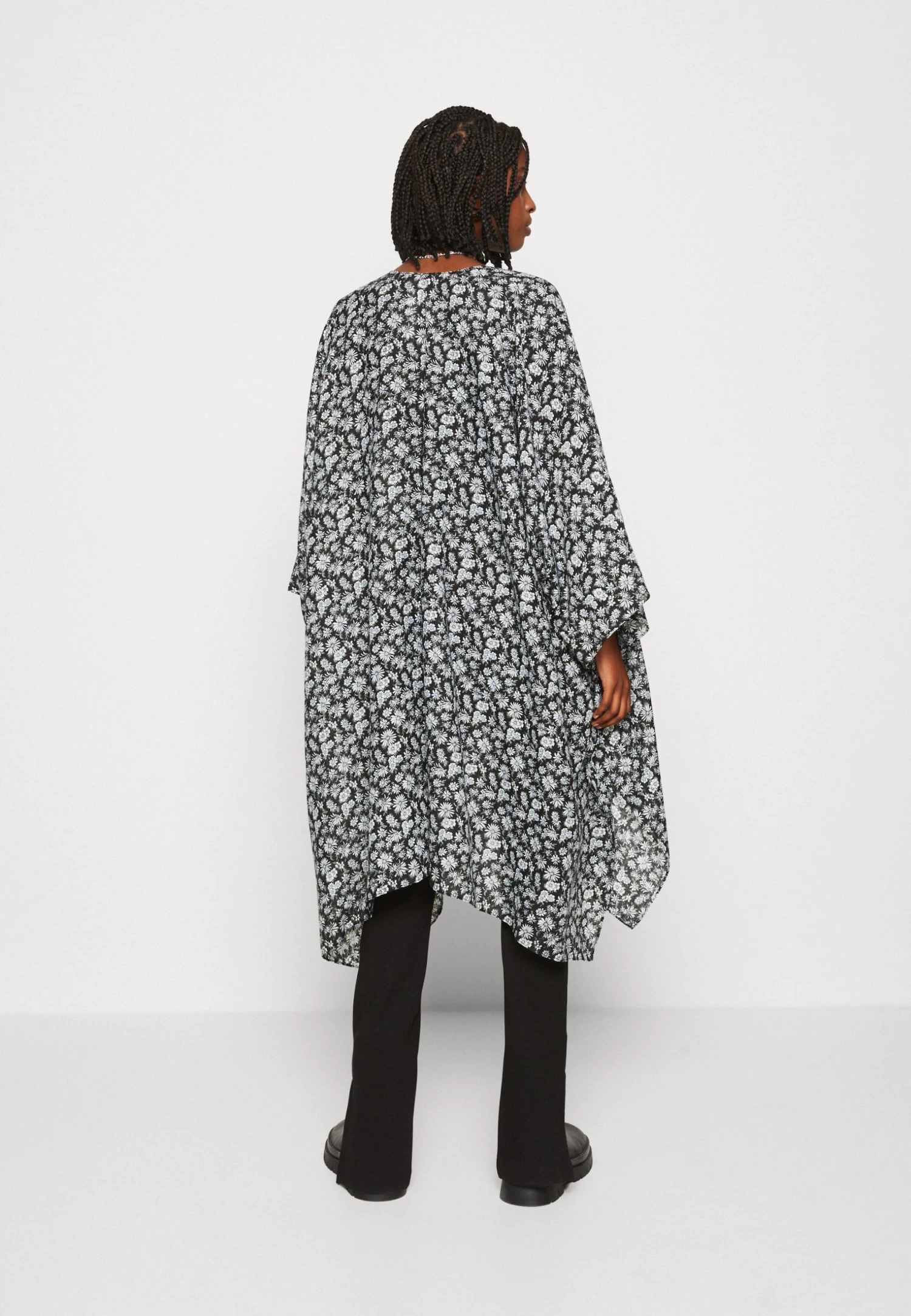 Even&Odd Daisy - Summer Jacket 3 Even&Odd Daisy - Summer Jacket - Image 3