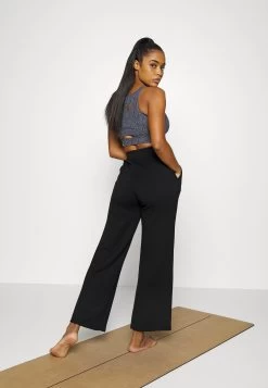 Tracksuit Bottoms - Black 9 Tracksuit Bottoms - Black -Even&Odd ae020d67c8594a45808c84f9550f3063