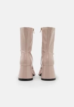 Even&Odd Platform Ankle Boots - Beige 9 Even&Odd Platform Ankle Boots - Beige -Even&Odd b75210ab29f440e68313ea9ebc8972f4