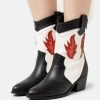 Even&Odd Cowboy/Biker Ankle Boot - Cowboy/Biker Ankle Boot