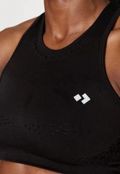 Medium Support Sports Bra - Black -Even&Odd c4a8d81296f047f1881237b0dadbd6ba