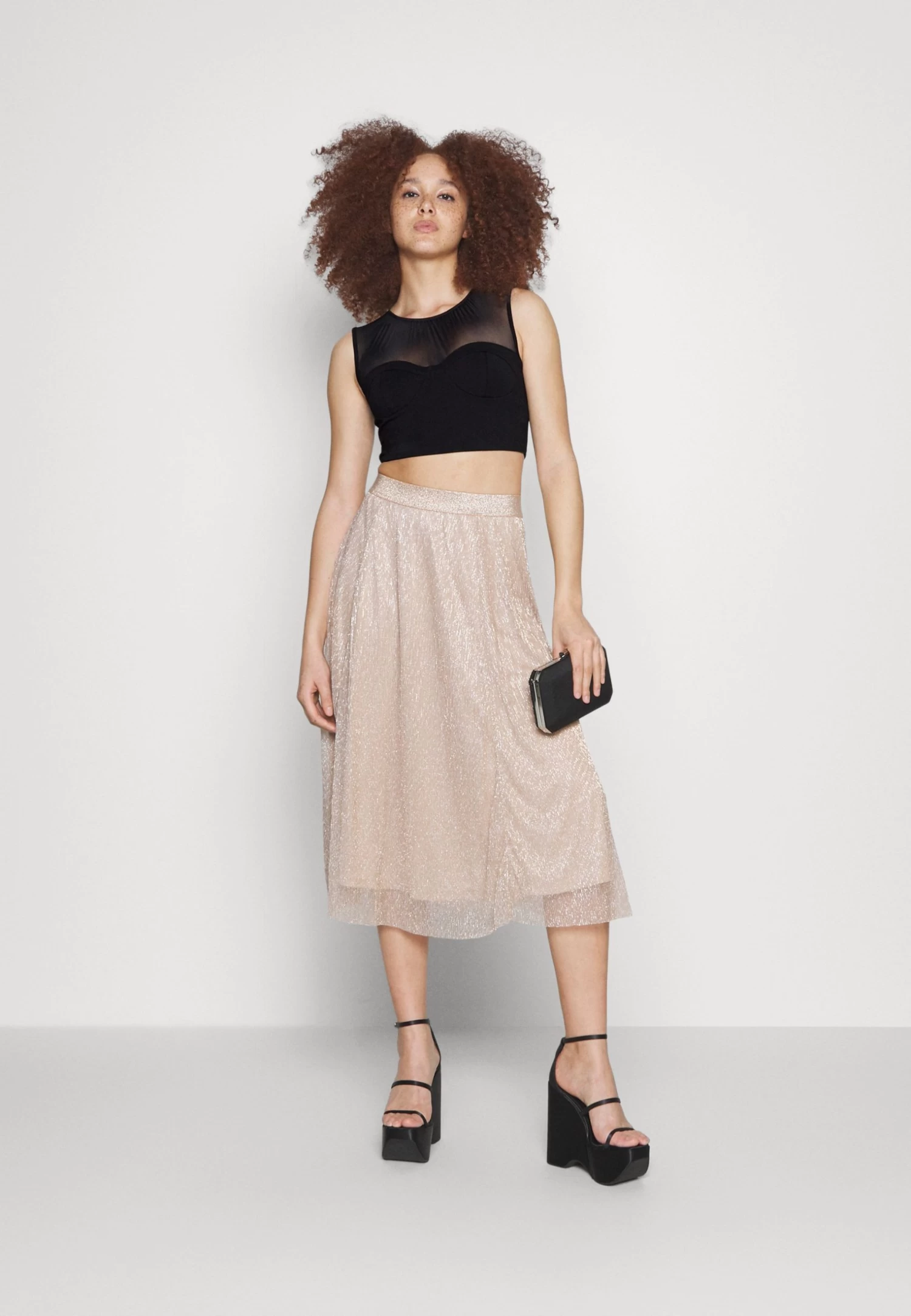 Even&Odd Top - Black 2 Even&Odd Top - Black - Image 2