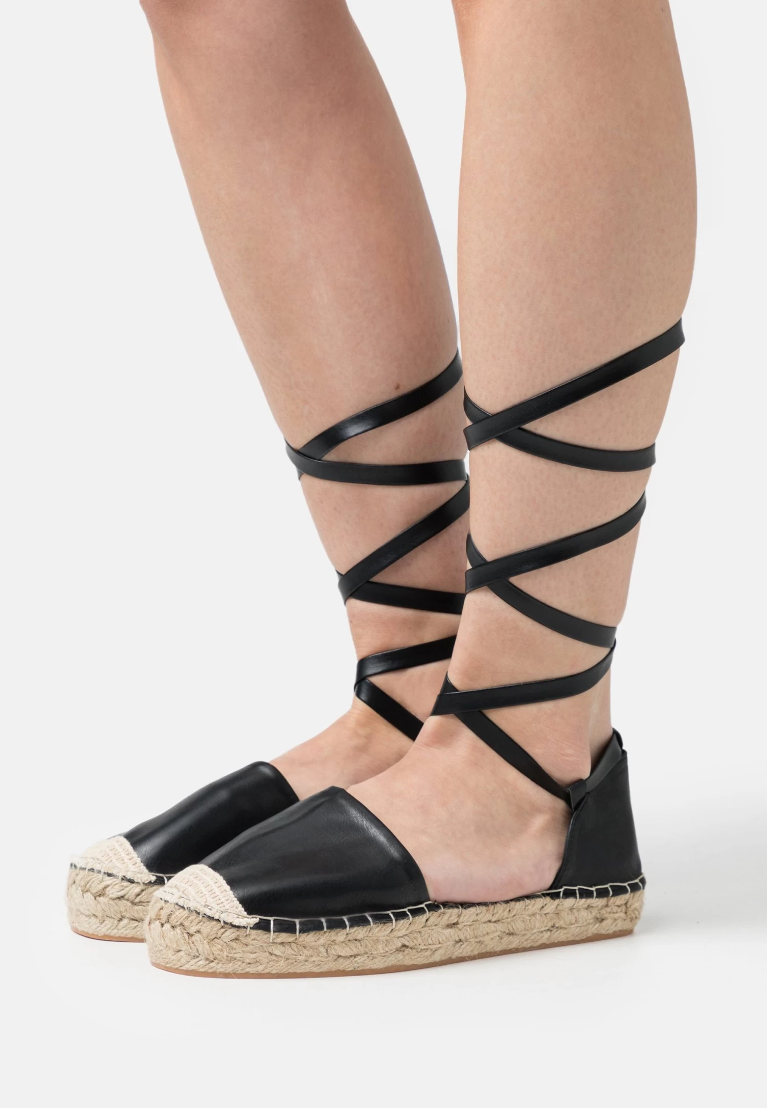 Even&Odd Espadrilles - Black 1 Even&Odd Espadrilles - Black